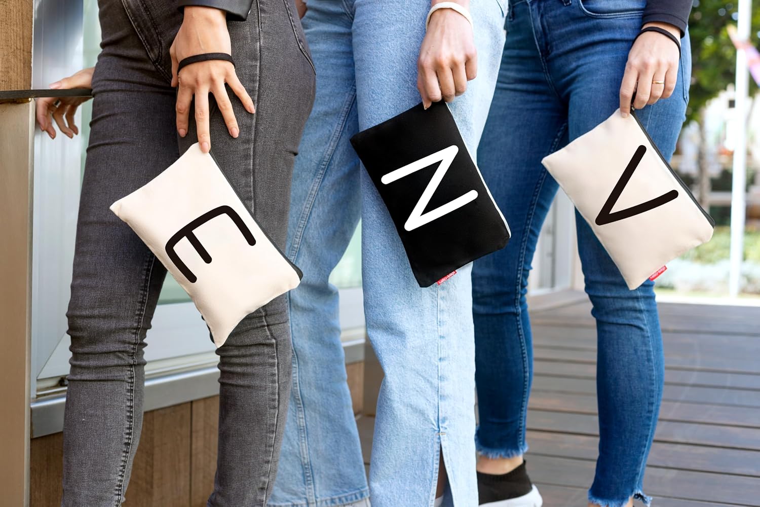 Bolsos de mano / Neceser modelo inicial letra "N" - Imagen 10